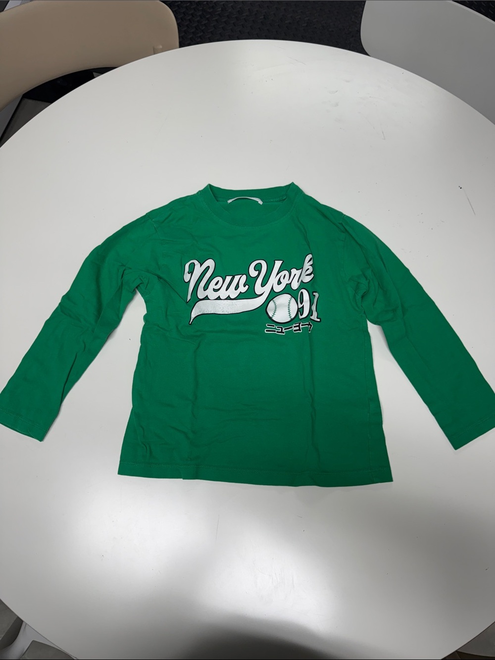 H&M Kids Green 'New York' Long-Sleeve Tee